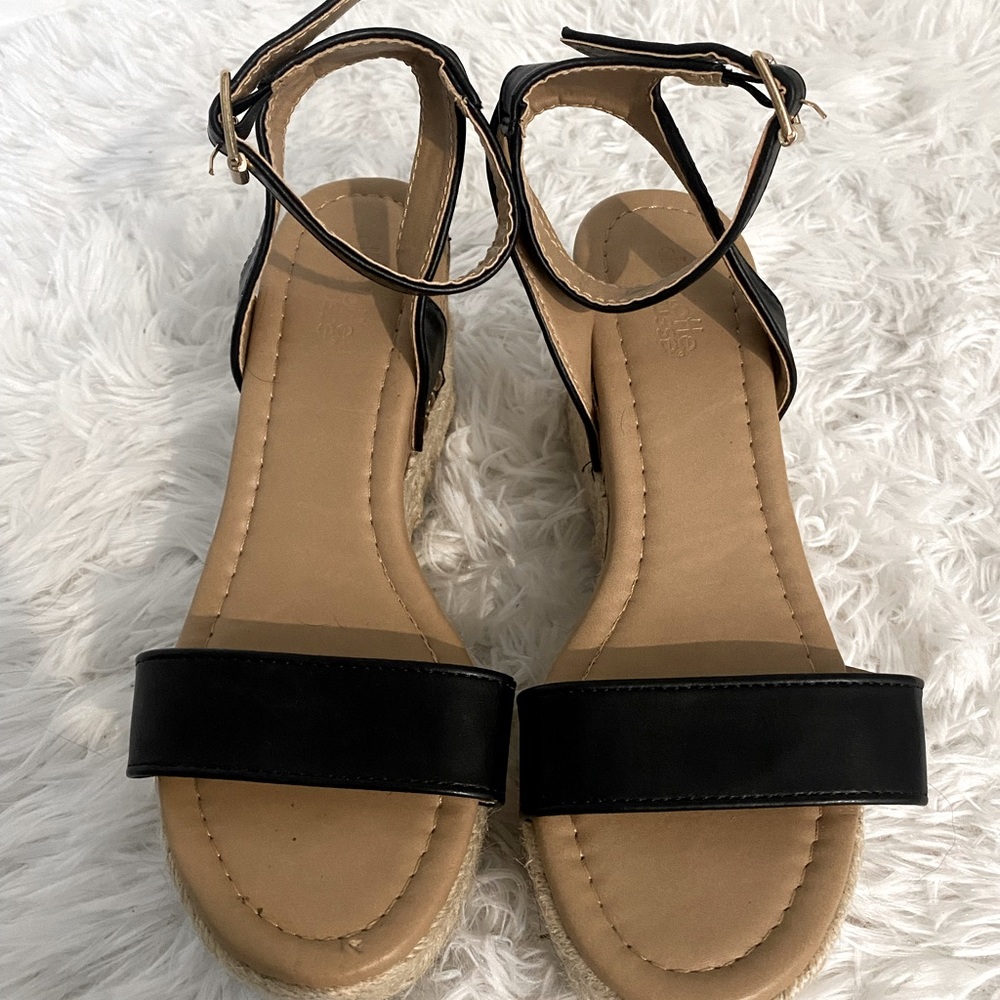 charlotte russe black wedge sandals